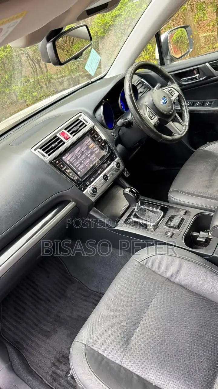 Subaru Legacy 2.5i Premium AWD 2017 White