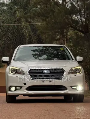 Subaru Legacy 2.5i Premium AWD 2017 White