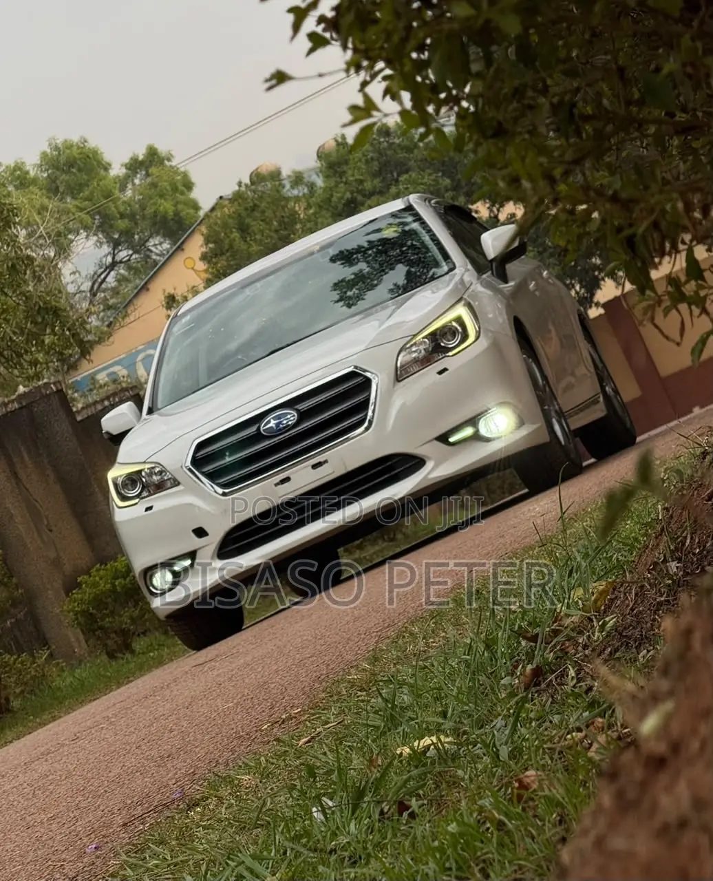 Subaru Legacy 2.5i Premium AWD 2017 White