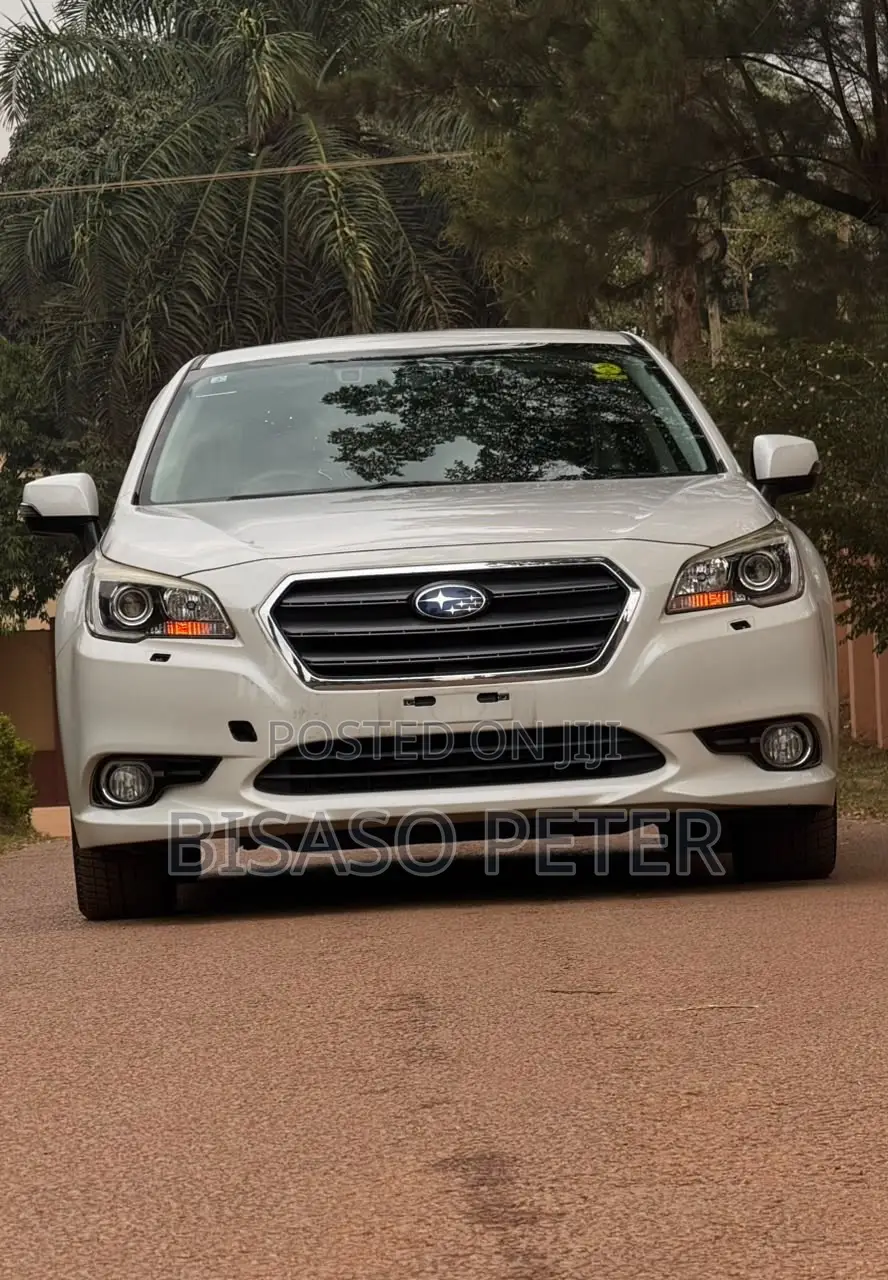 Subaru Legacy 2.5i Premium AWD 2017 White