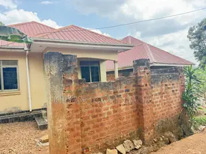 2bdrm Bungalow in Buloba, Central Division for sale