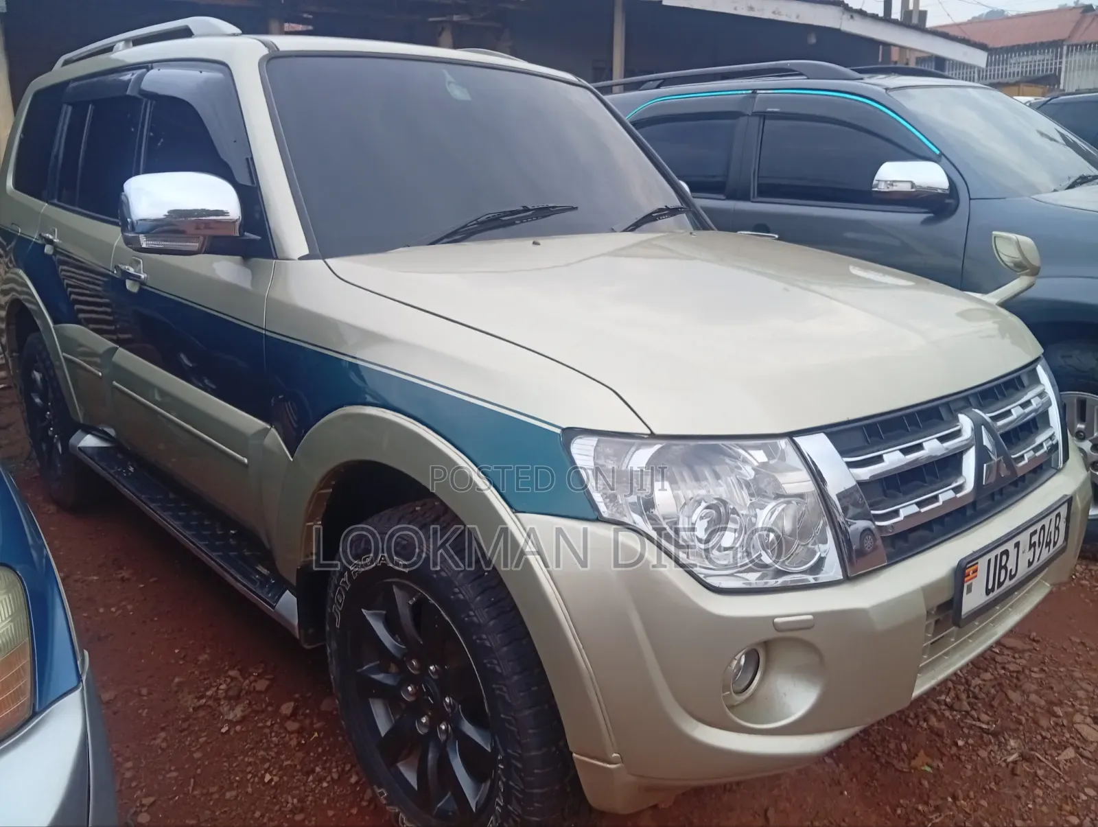 Mitsubishi Pajero 2008 Gold