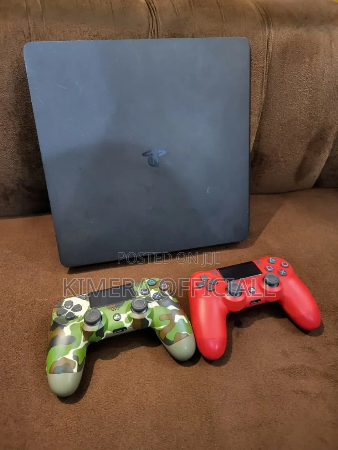 Chipped PS4 Slim 2 Pads + 12 Games Installed. Best Quality in Kampala