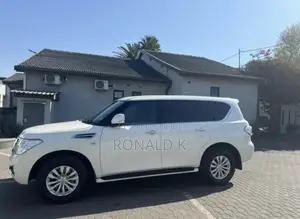 Nissan Patrol 2018 White