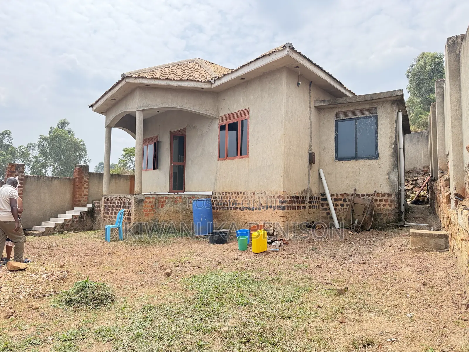 3bdrm Bungalow in Nabingo, Central Division for sale