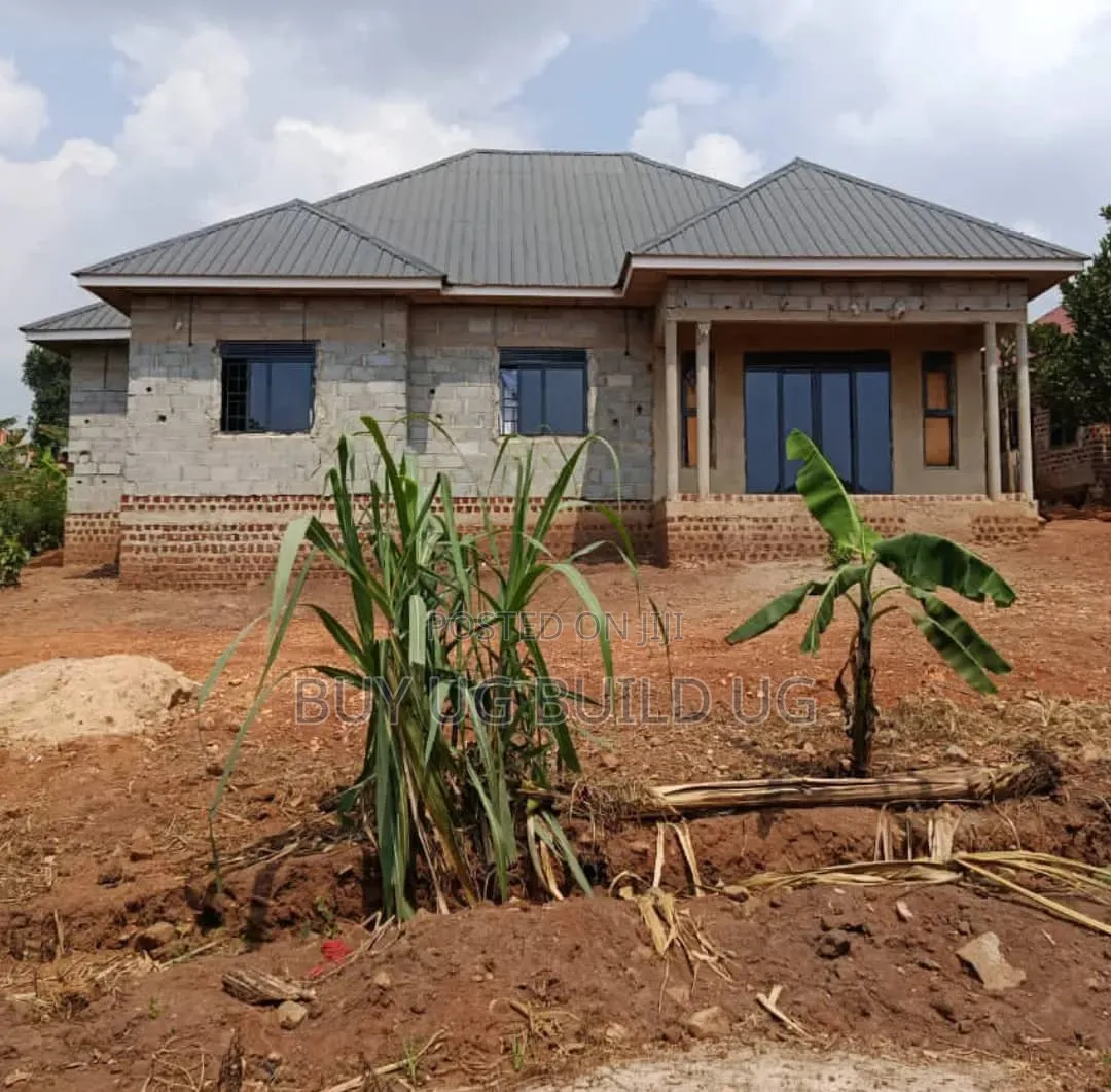 3bdrm Bungalow in Kira - Kijabijjo, Central Division for sale