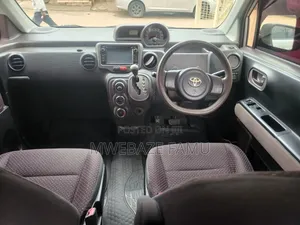 Toyota Porte 2008 Silver