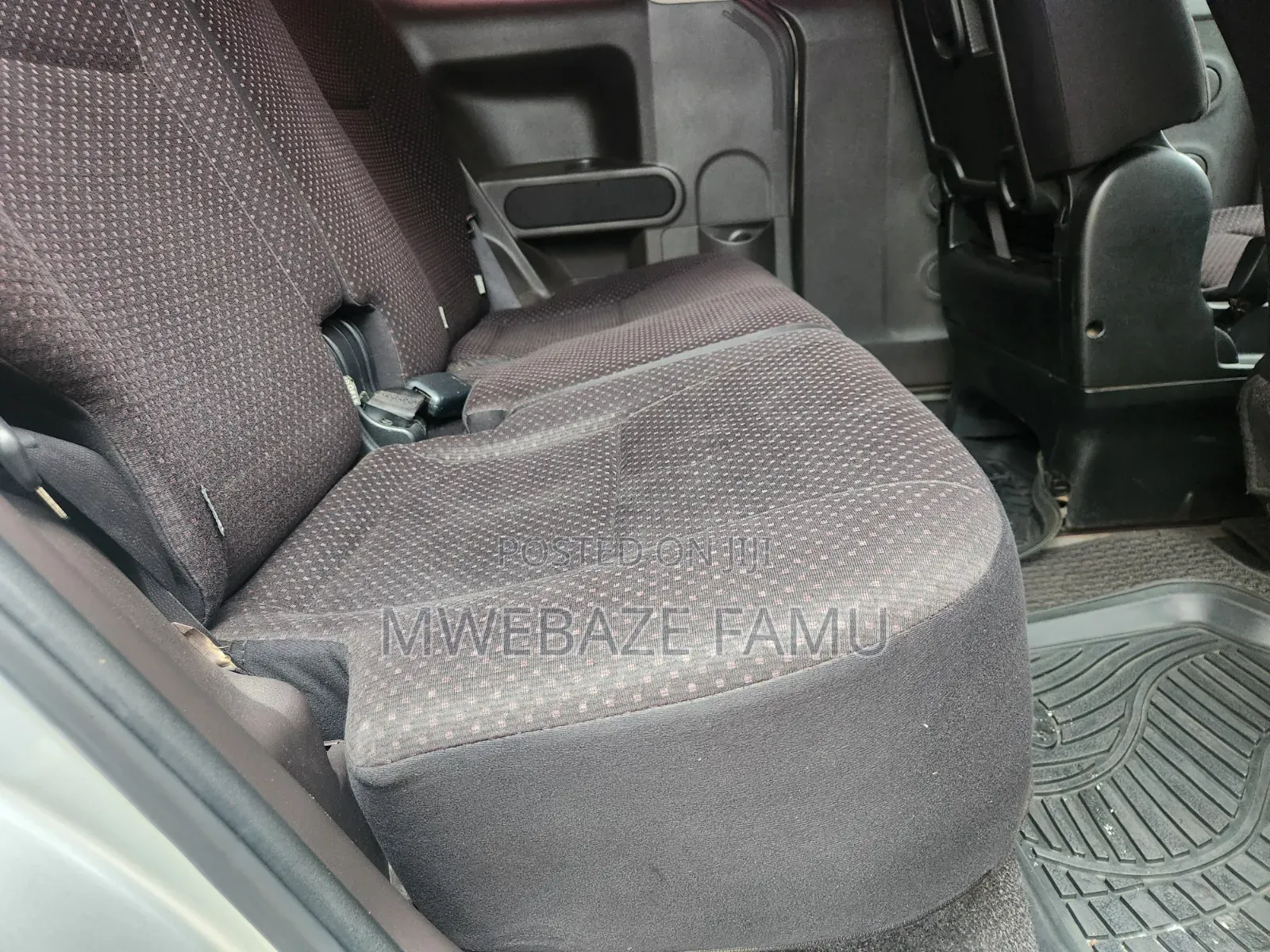Toyota Porte 2008 Silver