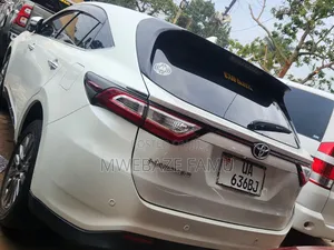 Toyota Harrier 2019 White