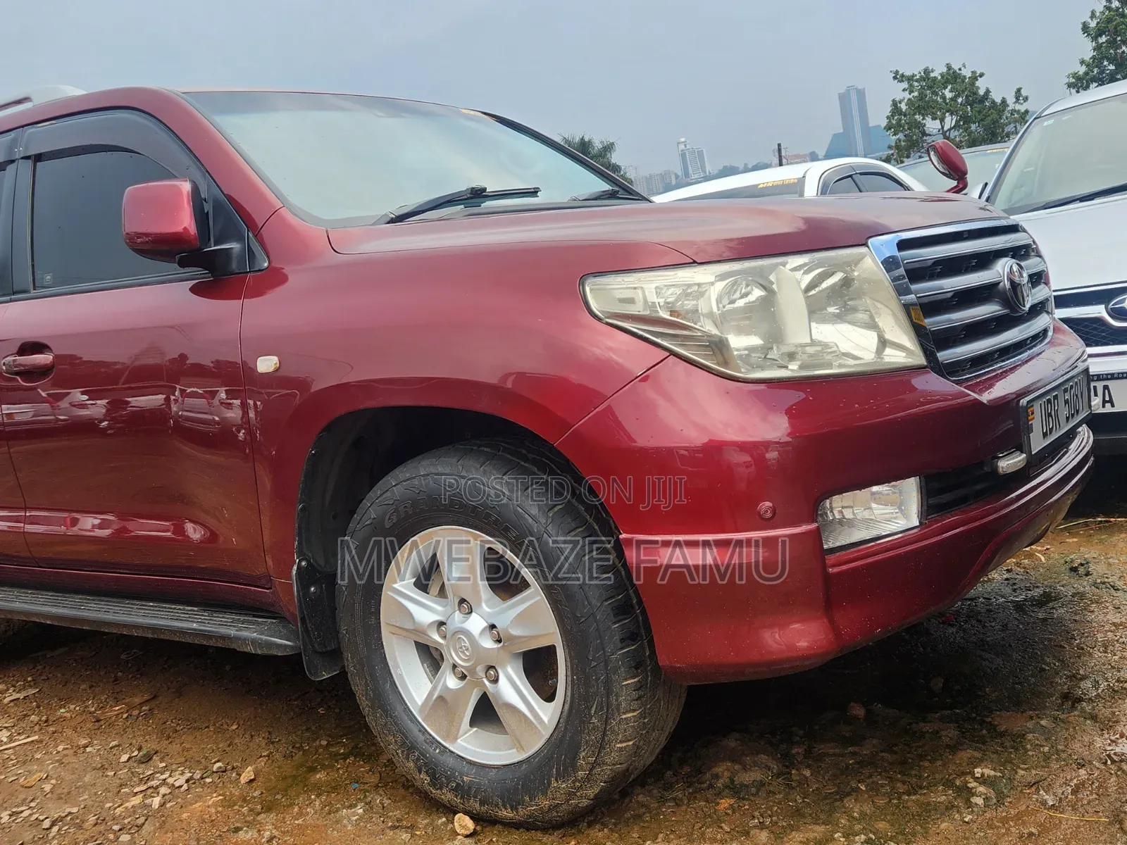 Toyota Land Cruiser 2010 Red
