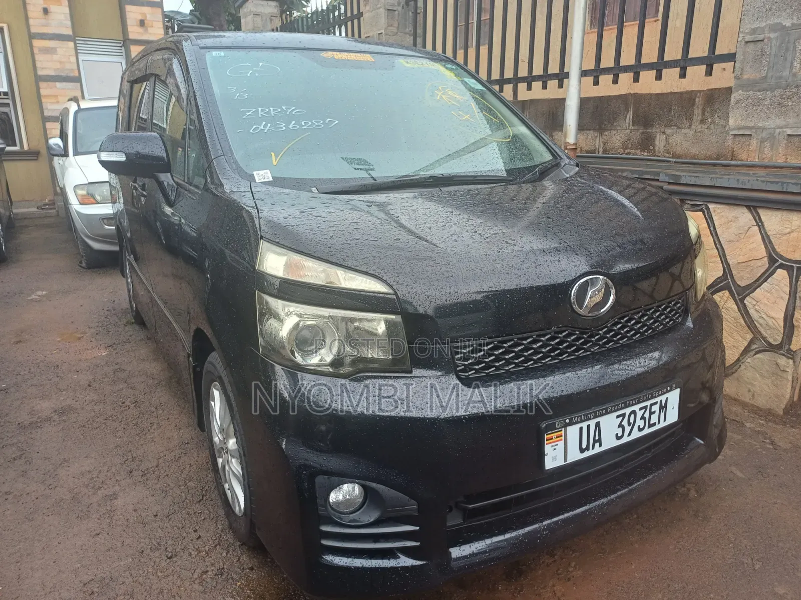 Toyota Voxy 2016 Black