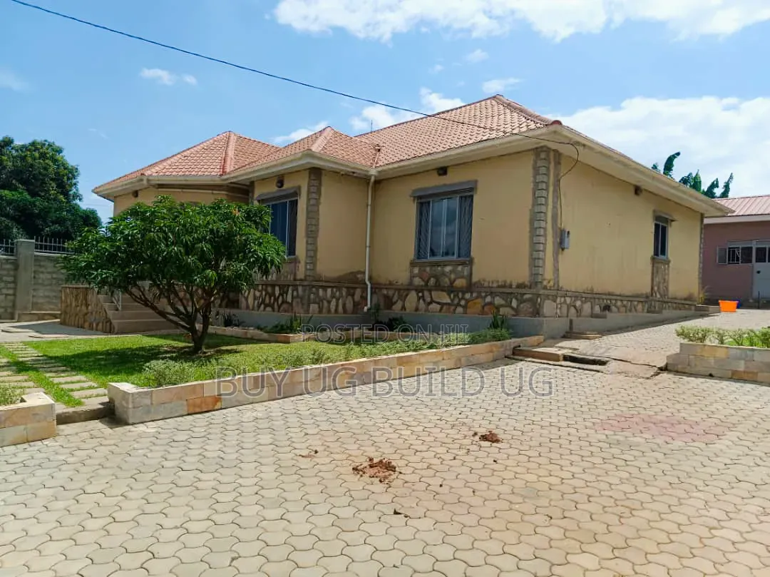 4bdrm Bungalow in Namugongo - Kiwango, Goma for sale