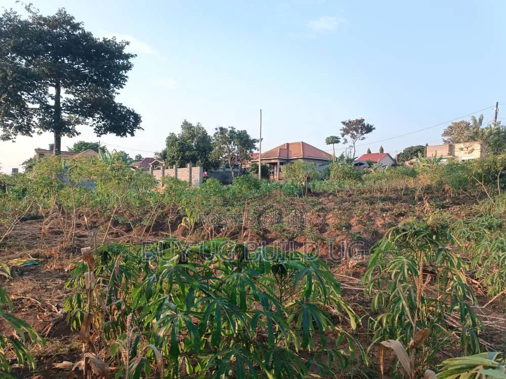 50ft by 100ft for Sale Namugongo- Namwezi Estates UGX 43M