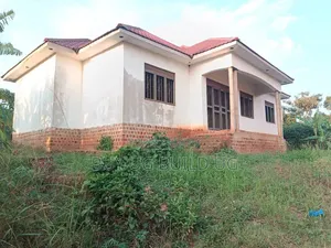 3bdrm House in Kira Nabusugwe for sale