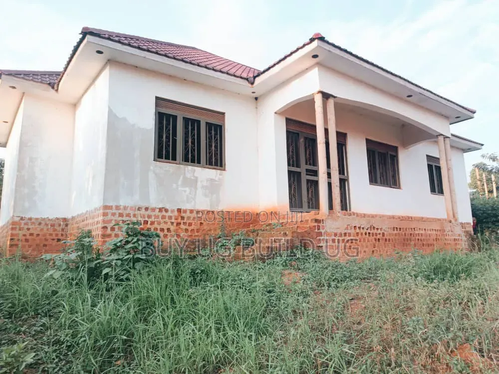 3bdrm House in Kira Nabusugwe for sale