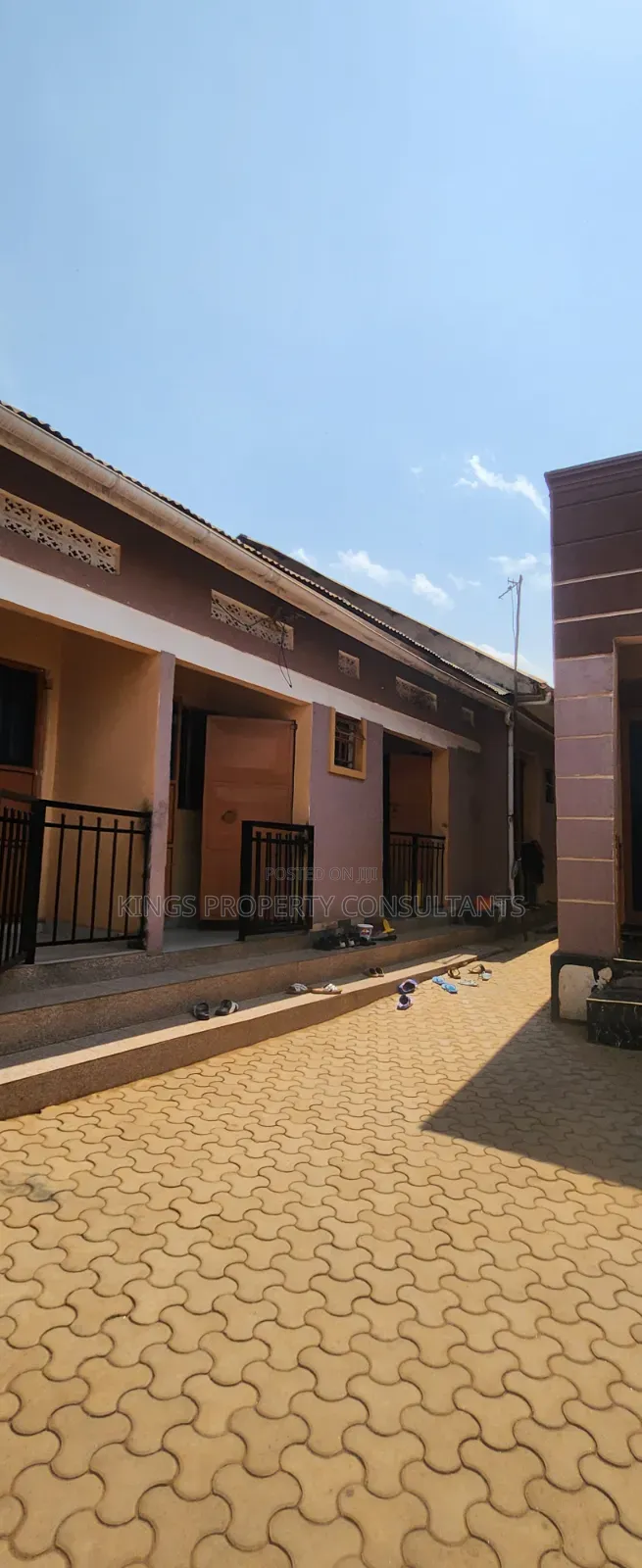 Furnished 6bdrm Room & Parlour in Katooke Estate, Wakiso / Wakiso
