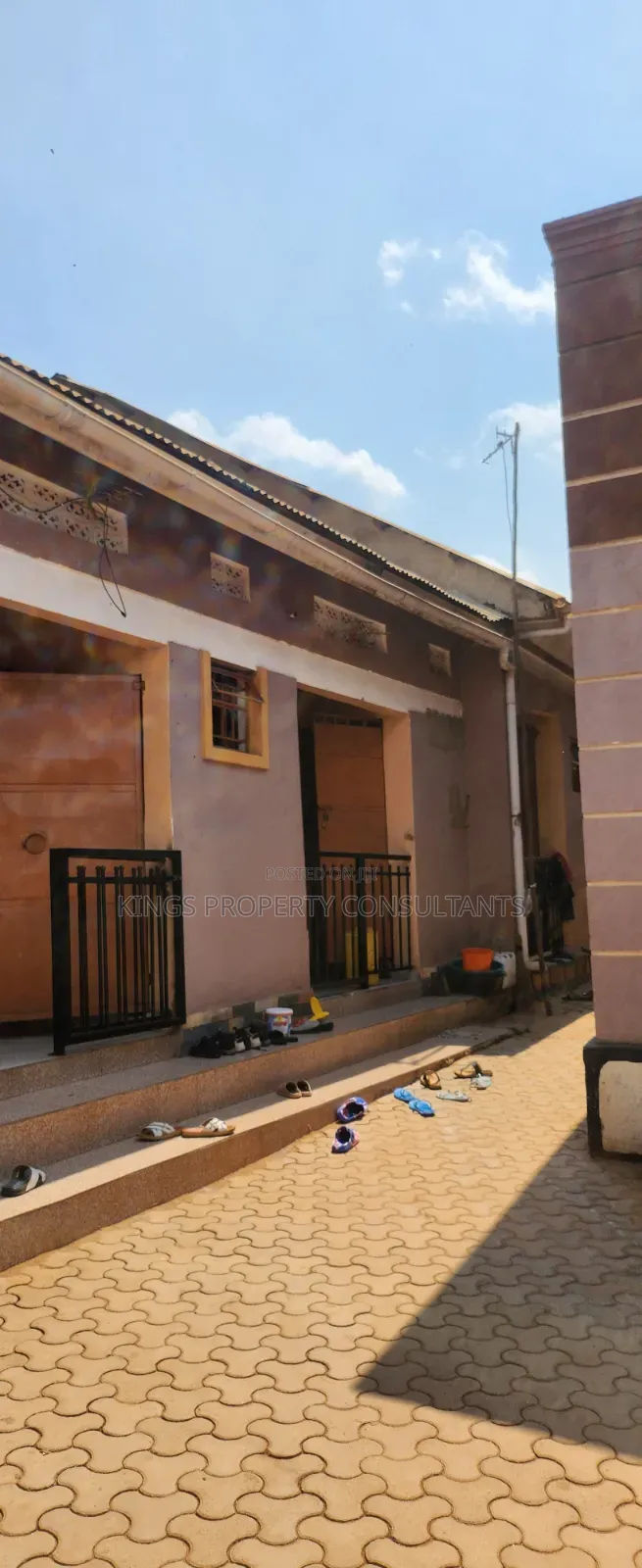 Furnished 6bdrm Room & Parlour in Katooke Estate, Wakiso / Wakiso