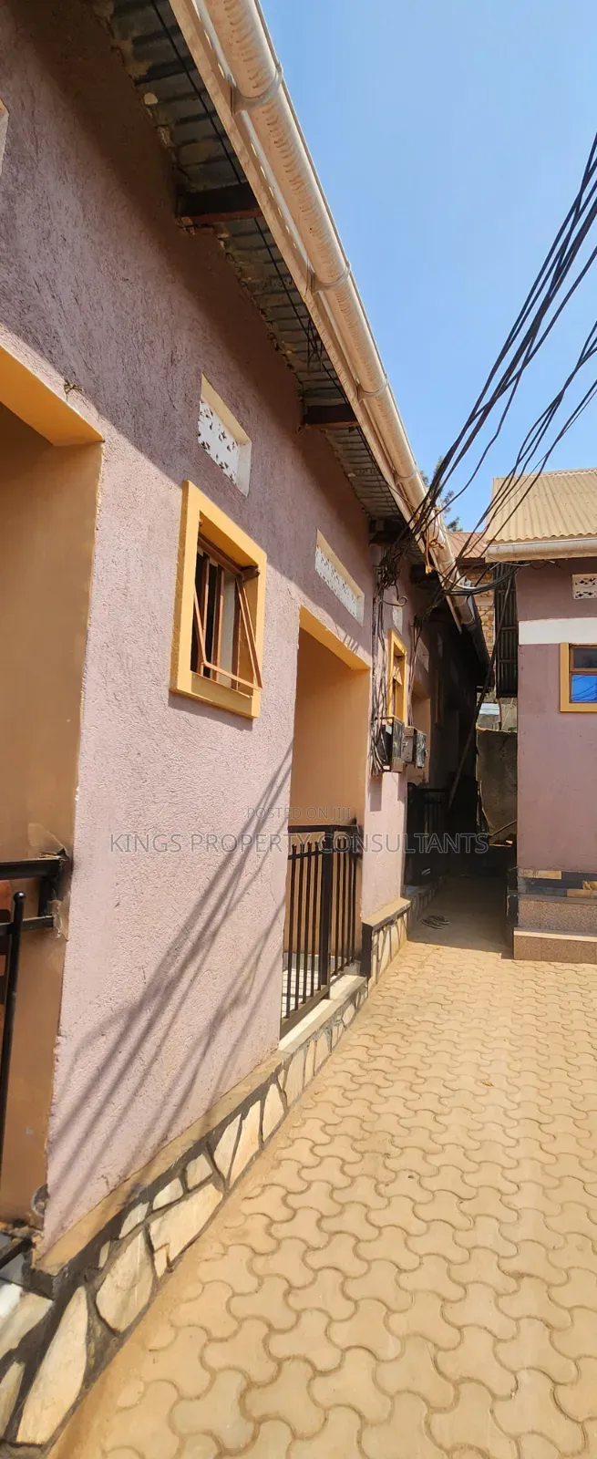 Furnished 6bdrm Room & Parlour in Katooke Estate, Wakiso / Wakiso