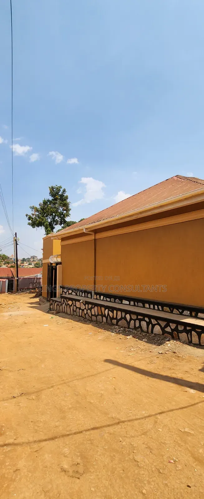 Furnished 4bdrm Penthouse in Katooke Estate, Wakiso / Wakiso for sale