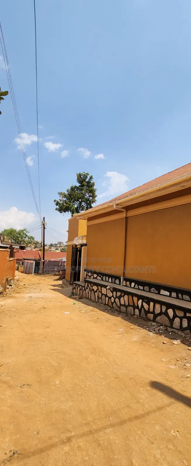 Furnished 4bdrm Penthouse in Katooke Estate, Wakiso / Wakiso for sale