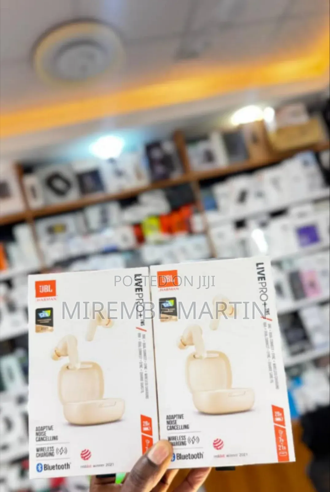 JBL LivePro+ Gold