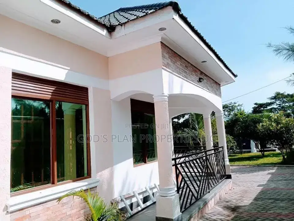 4bdrm Apartment in Bunga Estate, Central Division for rent