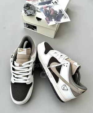 Nike Dunk SB Low "Otomo Katsuhiro Bear" Sneakers