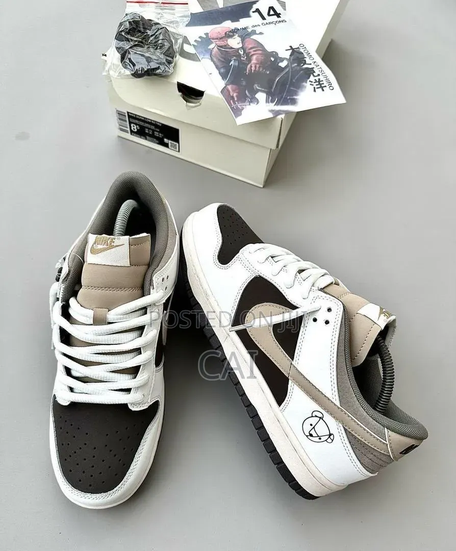 Nike Dunk SB Low "Otomo Katsuhiro Bear" Sneakers