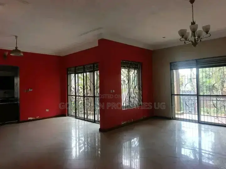 4bdrm Bungalow in Buziga Estate, Central Division for rent