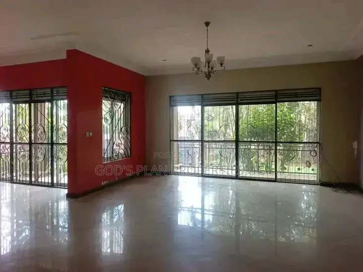 4bdrm Bungalow in Buziga Estate, Central Division for rent