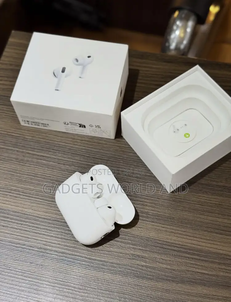 ORIGINAL Apple AirPods Pro 3 (UK)