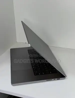 Laptop Apple MacBook Pro 16GB Apple M1 Pro SSD 1T