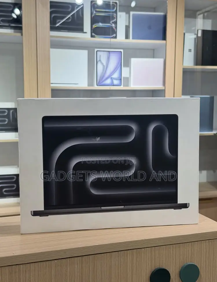 New Laptop Apple MacBook Pro 36GB Apple M5 Max SSD 2T