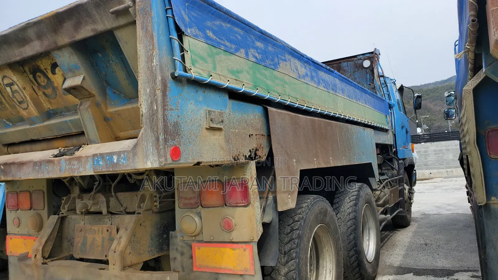 Isuzu 10 Ton Dump Truck