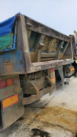 Isuzu 10 Ton Dump Truck