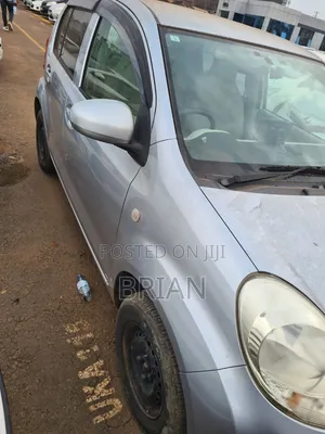 Toyota Passo 2011 Silver