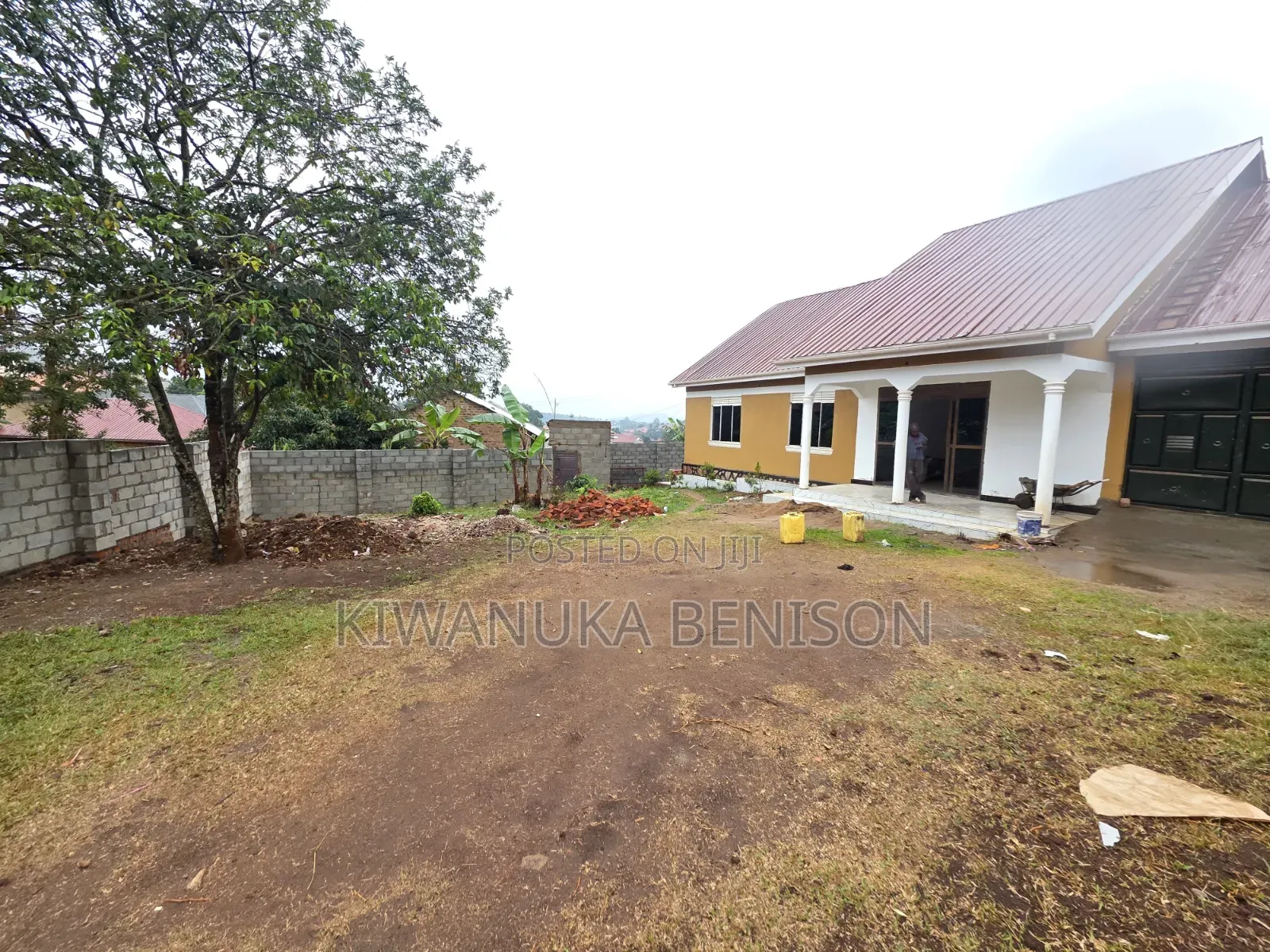 3bdrm House in Kitemu, Central Division for sale