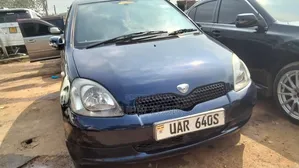 Toyota Vitz 2005 Blue