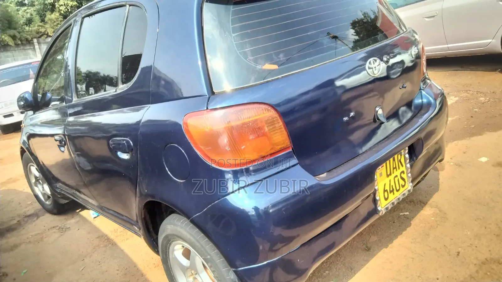 Toyota Vitz 2005 Blue