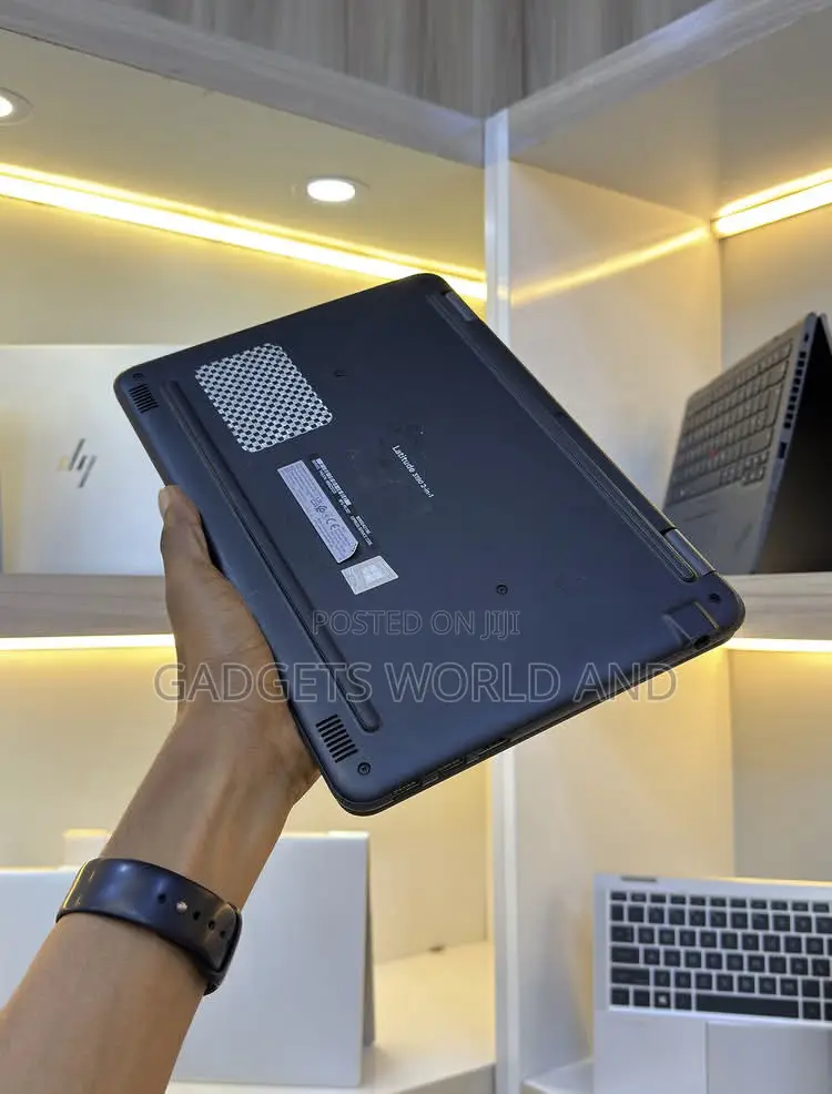 Laptop Dell Latitude 3190 2-in-1 4GB Intel Celeron SSD 128GB