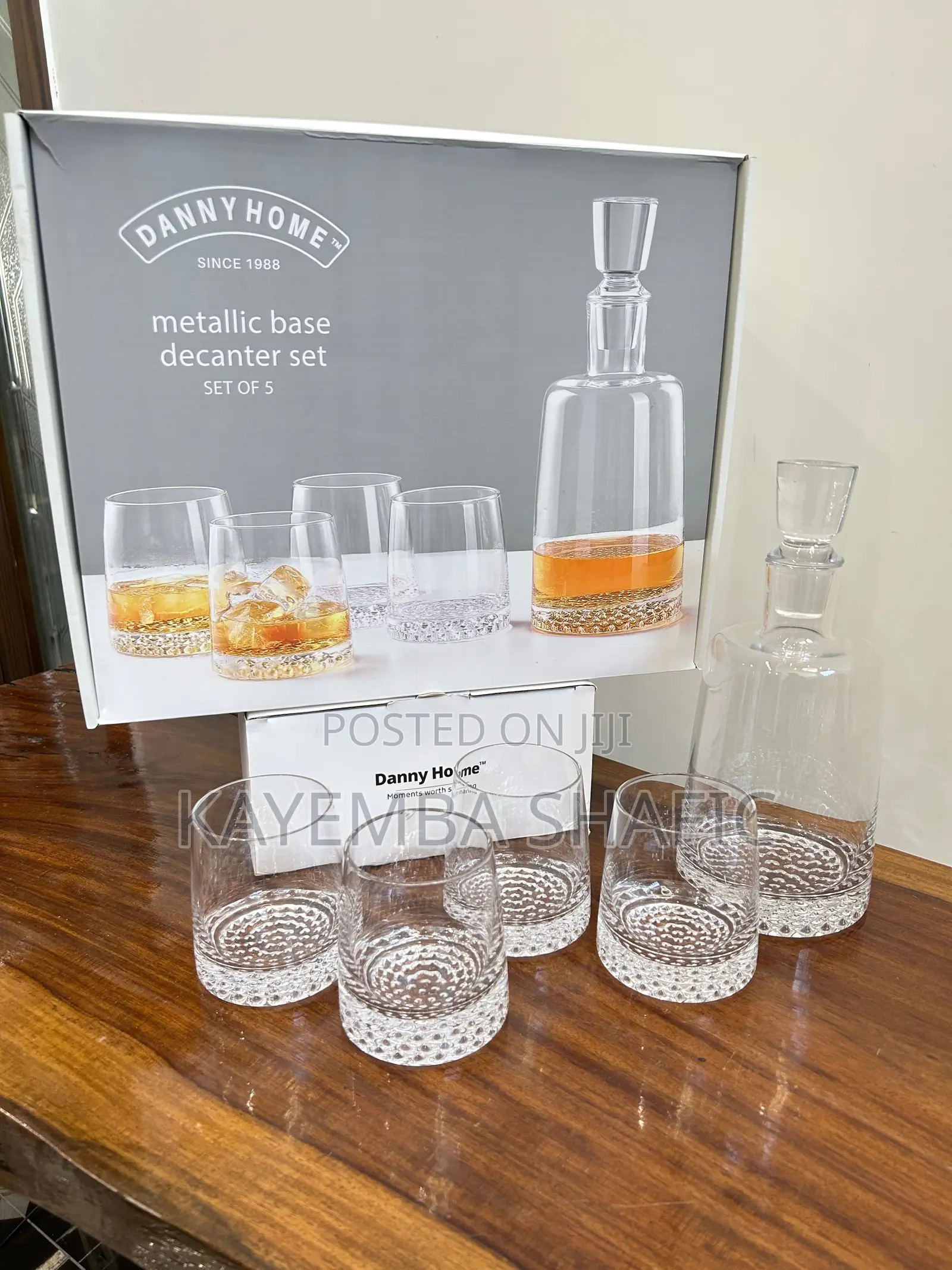 Danny Home Luxury 5-Piece Metallic Base Whiskey Decanter Set