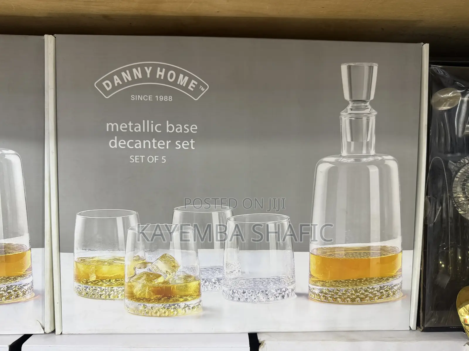 Danny Home Luxury 5-Piece Metallic Base Whiskey Decanter Set