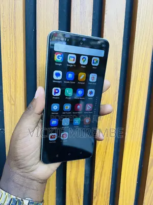 Infinix Smart 8 64 GB Green