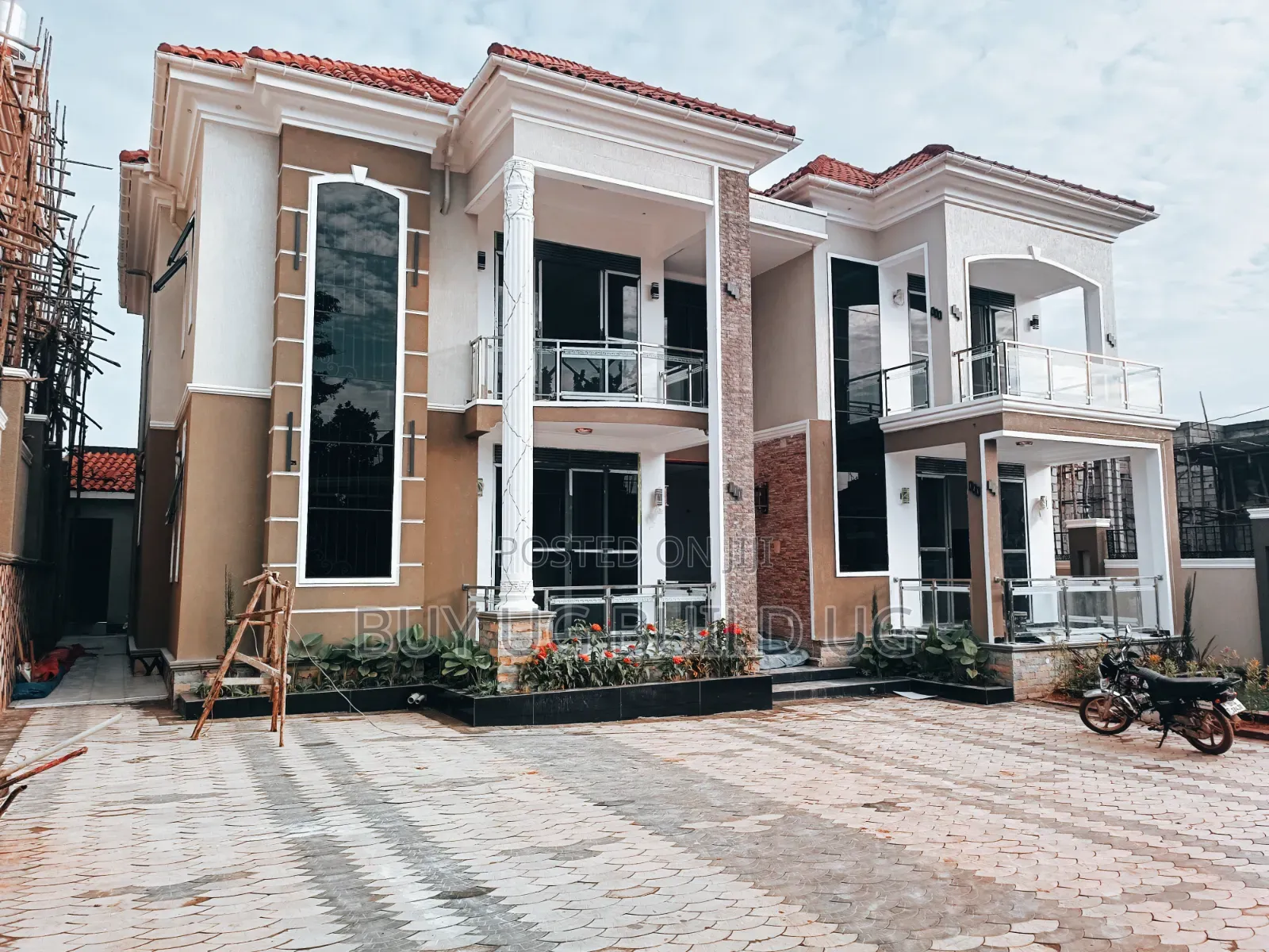 5bdrm Mansion in Najjera Kampala, Central Division for sale