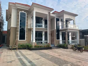 5bdrm Mansion in Najjera Kampala, Central Division for sale