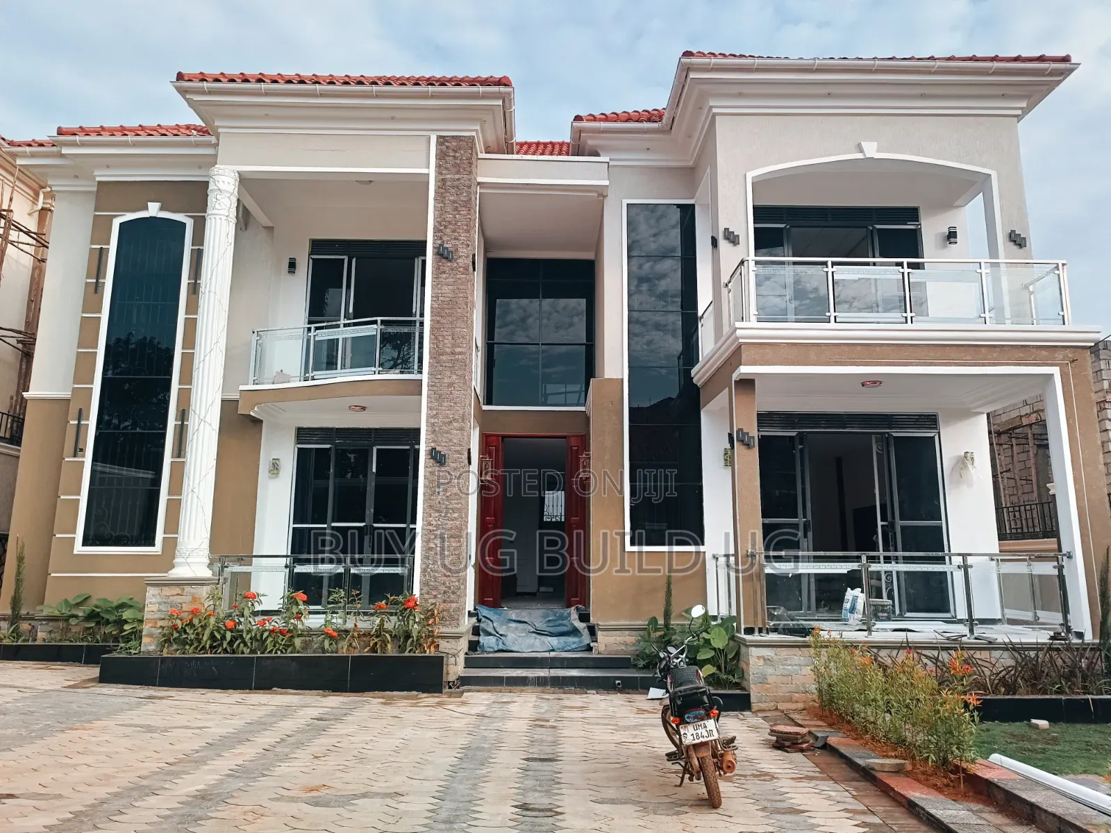 5bdrm Mansion in Najjera Kampala, Central Division for sale