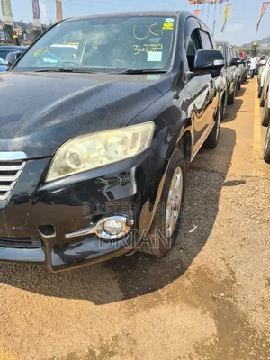 Toyota Vanguard 2012 Black