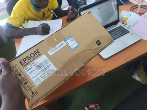Epson Projector 3,300 Lumen