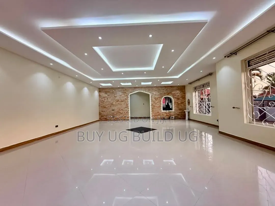 4bdrm Bungalow in Najjera Kampala, Central Division for sale