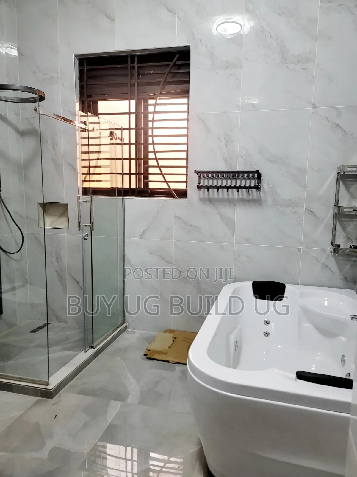 6bdrm Maisonette in Akright City, Central Division for sale